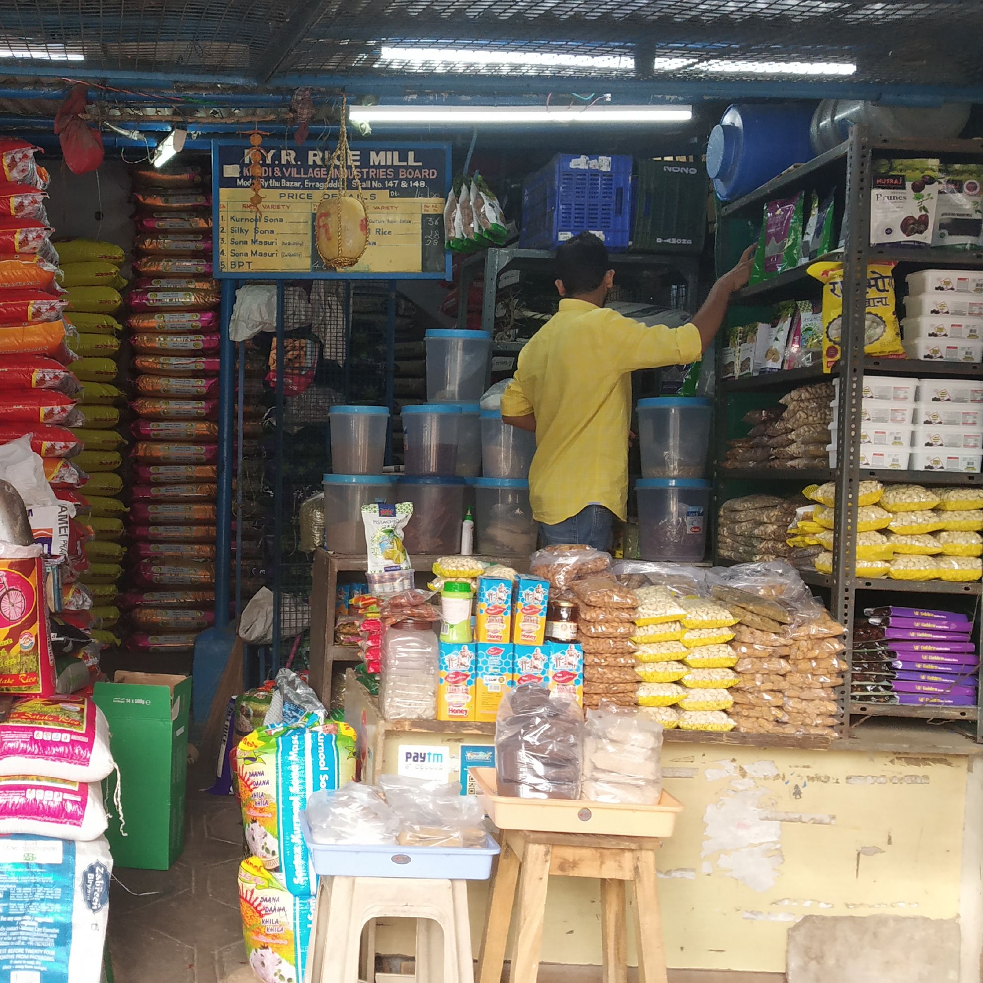 This time it's serious: How kiranas are fighting back